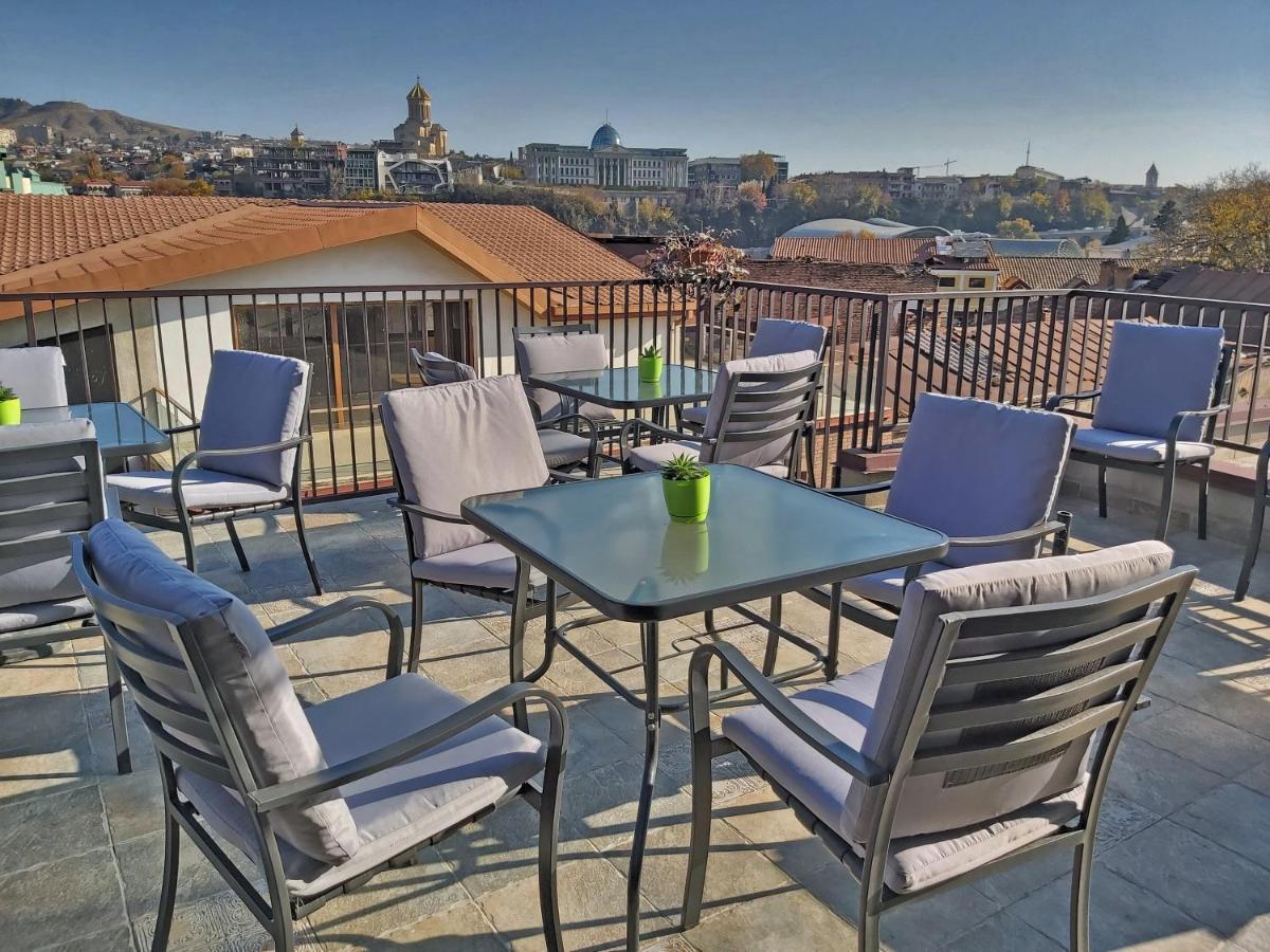 Green Inn Тбилиси Екстериор снимка