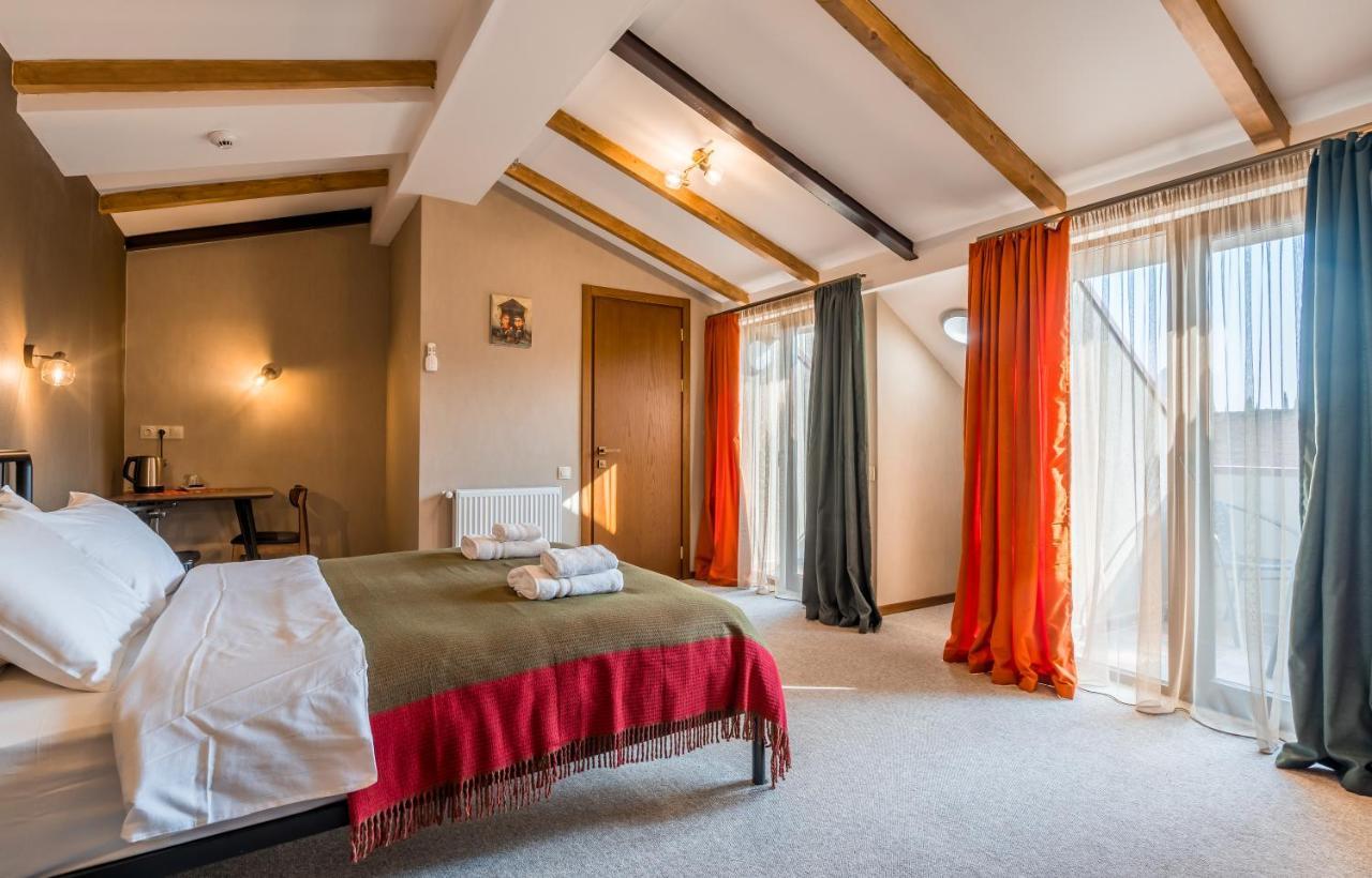 Green Inn Тбилиси Екстериор снимка